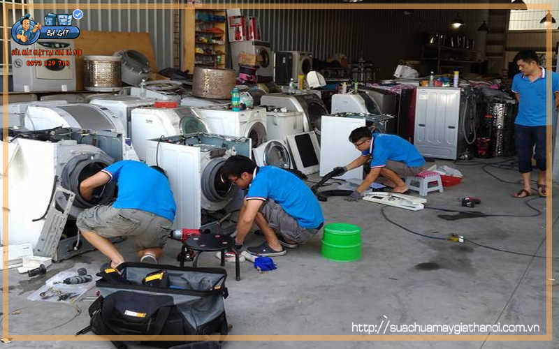 Thợ sửa máy giặt chuyên nghiệp tại Hà Đông