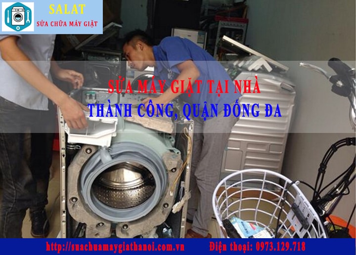 sua-may-giat-tai-nha-thanh-cong: Hình ảnh kỹ thuật viên đang sửa máy giặt tại nhà Thành Công