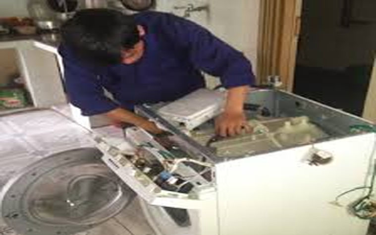 Thợ sửa máy giặt tại Bách Khoa Thăng Long