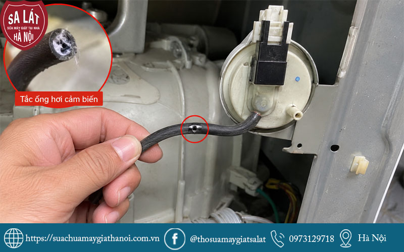 Ống cảm biến của máy giặt LG bị thủng khiến máy giặt LG cấp nước liên tục