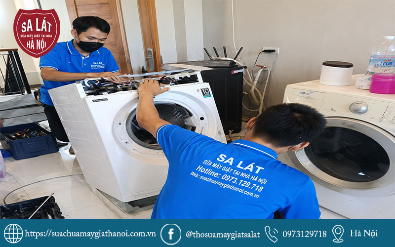 Kỹ thuật viên Sa Lát sửa máy giặt LG không cấp nước tại Hà Nội