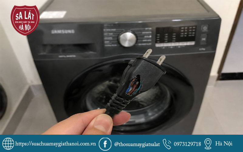 Dây nguồn máy giặt bị đứt hoặc hư hỏng