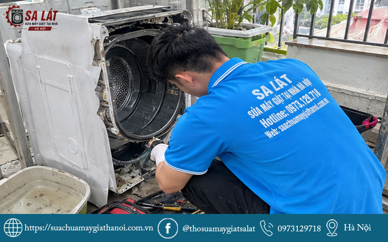 Đội ngũ thợ kỹ thuật Điện máy Sa Lát tay nghề giỏi, phục vụ tận tâm tận tình